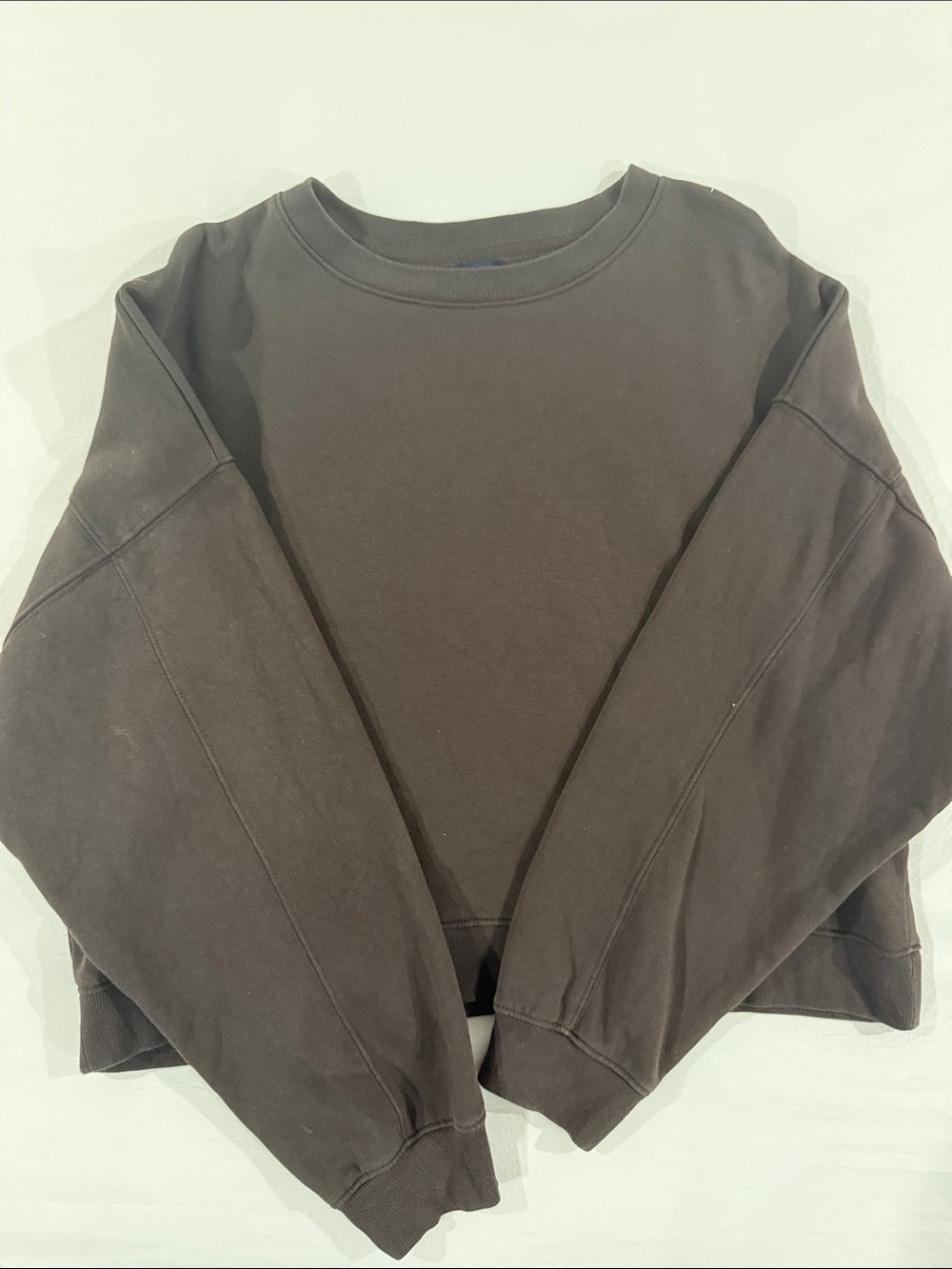 GAP Crewneck Sweatshirt in Charcoal Brown